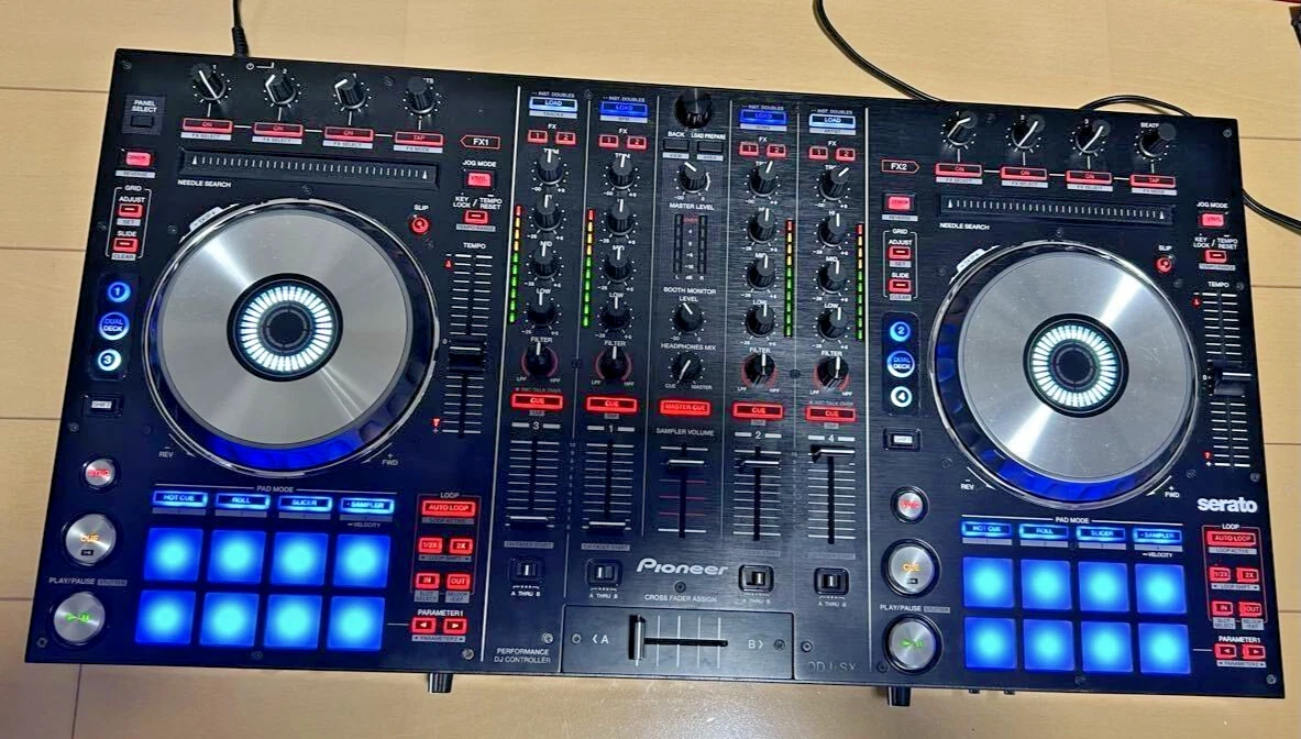 Pioneer DDJ-SX DJコントローラー Pioneer DJ DDJ-SX -DJ Controller Serato Support DDJSX Black read