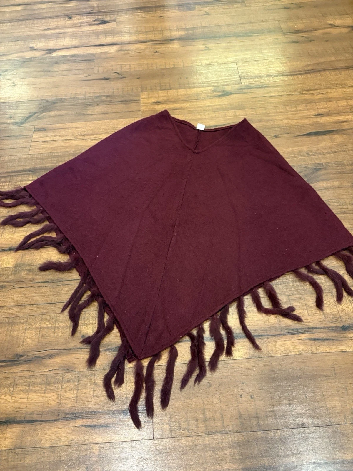 Women’s Pullover Poncho Cape Burgundy One Size Deep Red Rabbit Fur Fringe