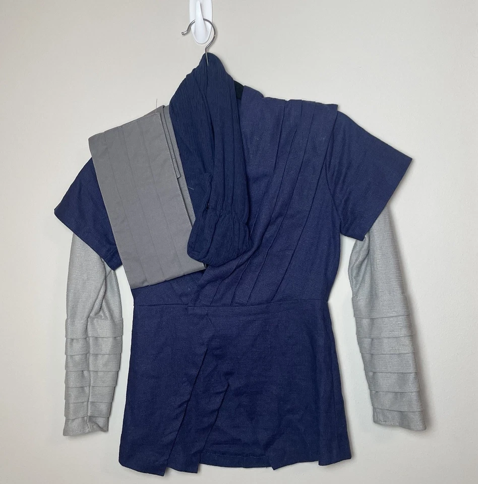 Disney Star Wars Galactic Starcruiser Sable Entrenador Jedi Túnica Disfraz Mediano Foto 4 de 4