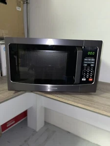 Toshiba EM131A5C-BS - 1.2 Cu.ft, 1100W - Smart Sensor, Easy Clean Interior, ECO