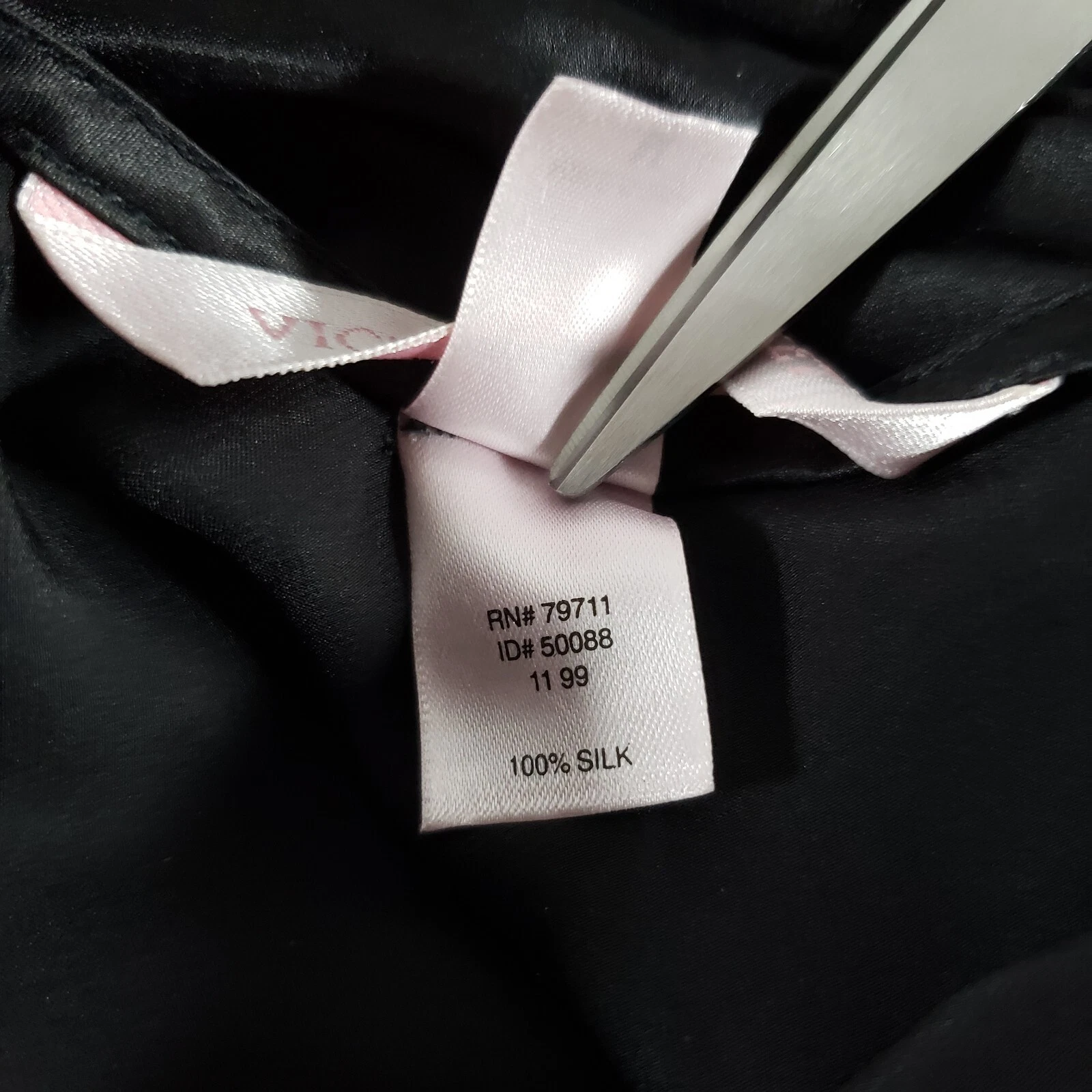 UNDERCOVER Abito slip di seta Victoria's Secret maxi abito collo a guscio nero medio