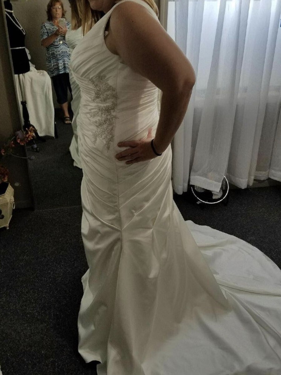 best davids bridal bridesmaid dress for plus size Wedding David's Size 20W Size:S/US 4 RCT-Elissa-202405 2026 Wedding Dress A-Line