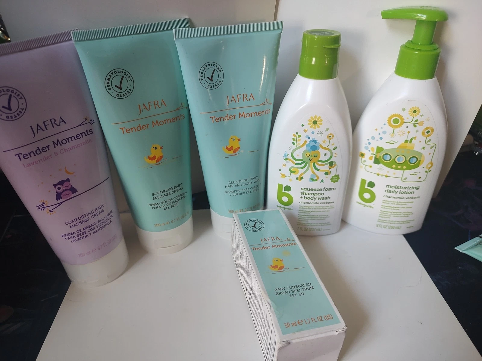 Lot Of 6 New Baby Products Jafra & Babyganice
Opens in a new window or tab