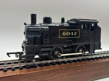 OO Hornby R755 0-4-0 Industrial Tank Locomotive - (TESTED)