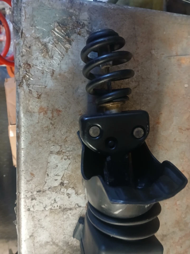 Chevrolet Tahoe 2006 elevador de neumático de repuesto cabrestante portador de rueda OEM 10385565 Foto 2 de 4