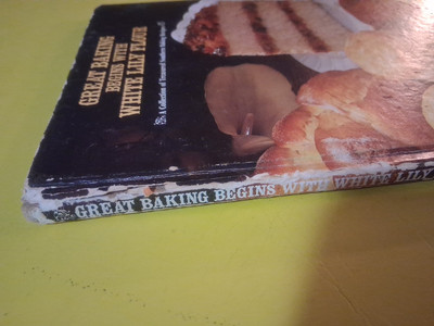 Great Baking Begins With White Lily Flour Cookbook Southern Baking Recipes  | eBay