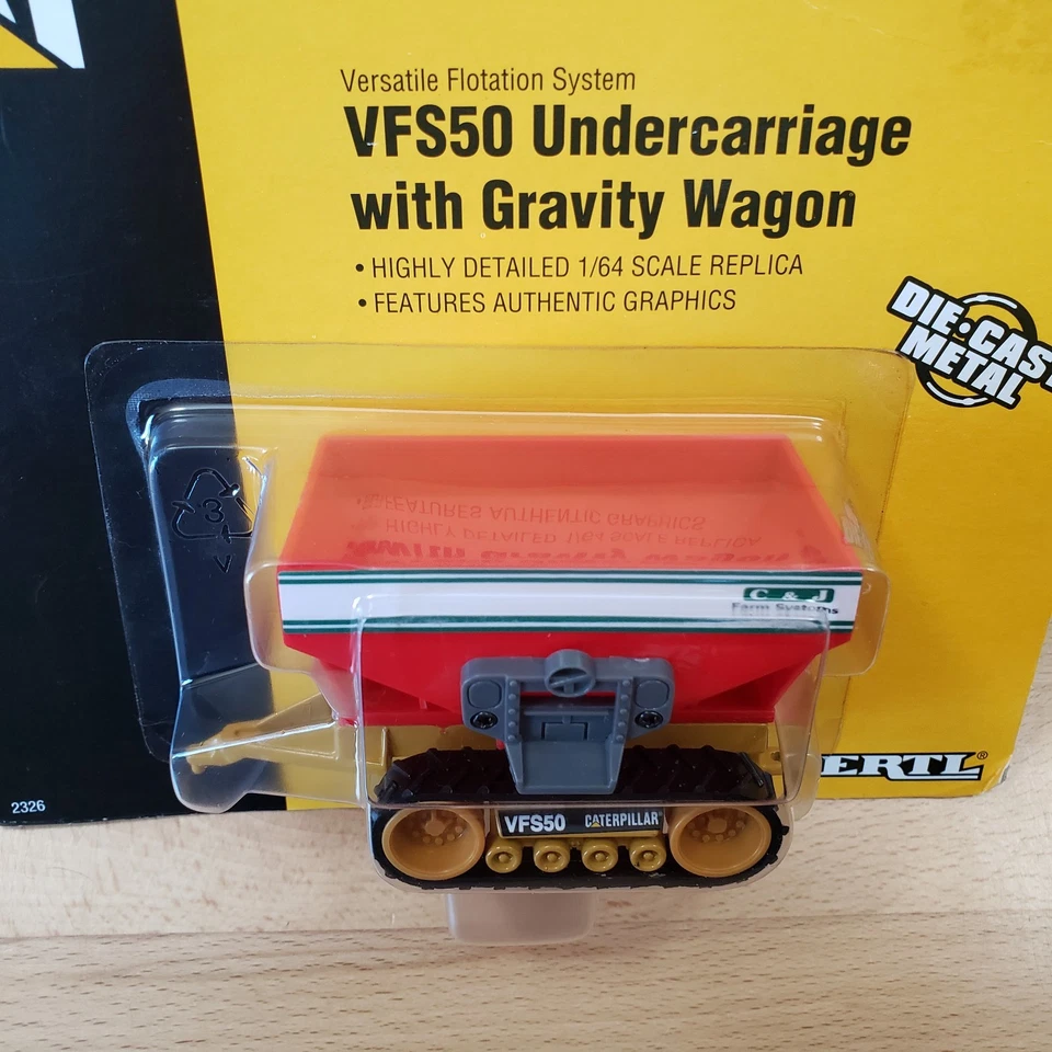 Ertl CAT Caterpillar VFS50 Undercarriage with C & J Gravity Wagon Diecast 1:64 - Image 4 of 4