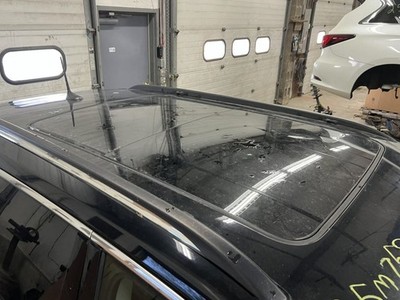 (LOCAL PICKUP ONLY) Roof Glass Fits 17-24 COMPASS 225663
