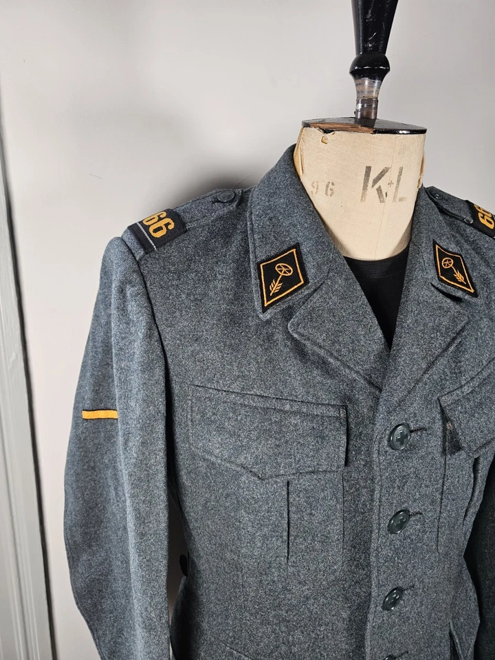 Vintage 1967 Swiss Army Wool Jacket Large Transportation Driver 40/42 Inch Chest - Image 4 of 4