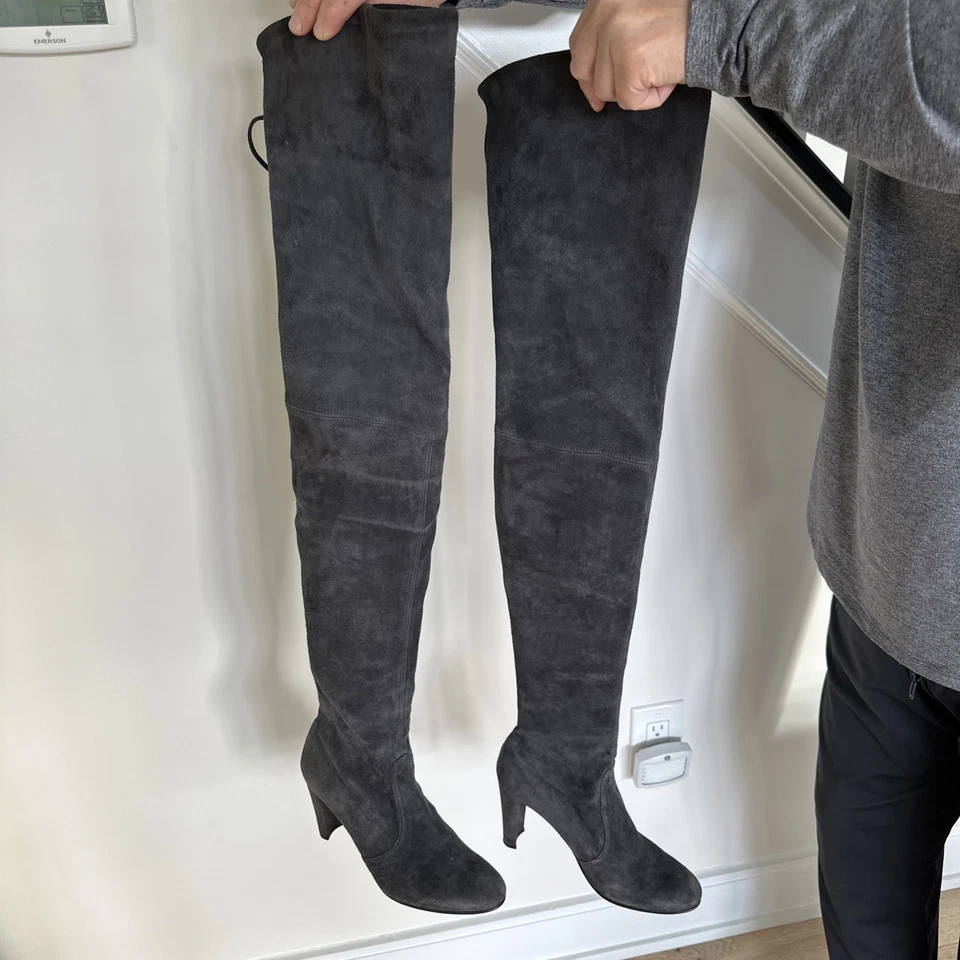 Stuart Weitzman Gray Stretch Suede Pull On over the knee Boots Size 7.5 - Image 3 of 4