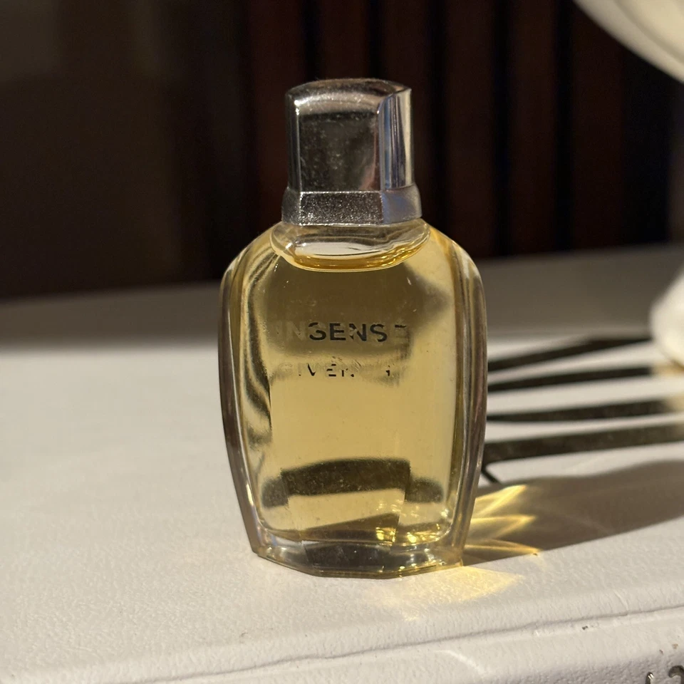 GIVENCHY INSENSE EAU DE TOILETTE MINI SPLASH PARA HOMBRES 1/4fl OZ/7 ml DESCONTINUADO Foto 2 de 4