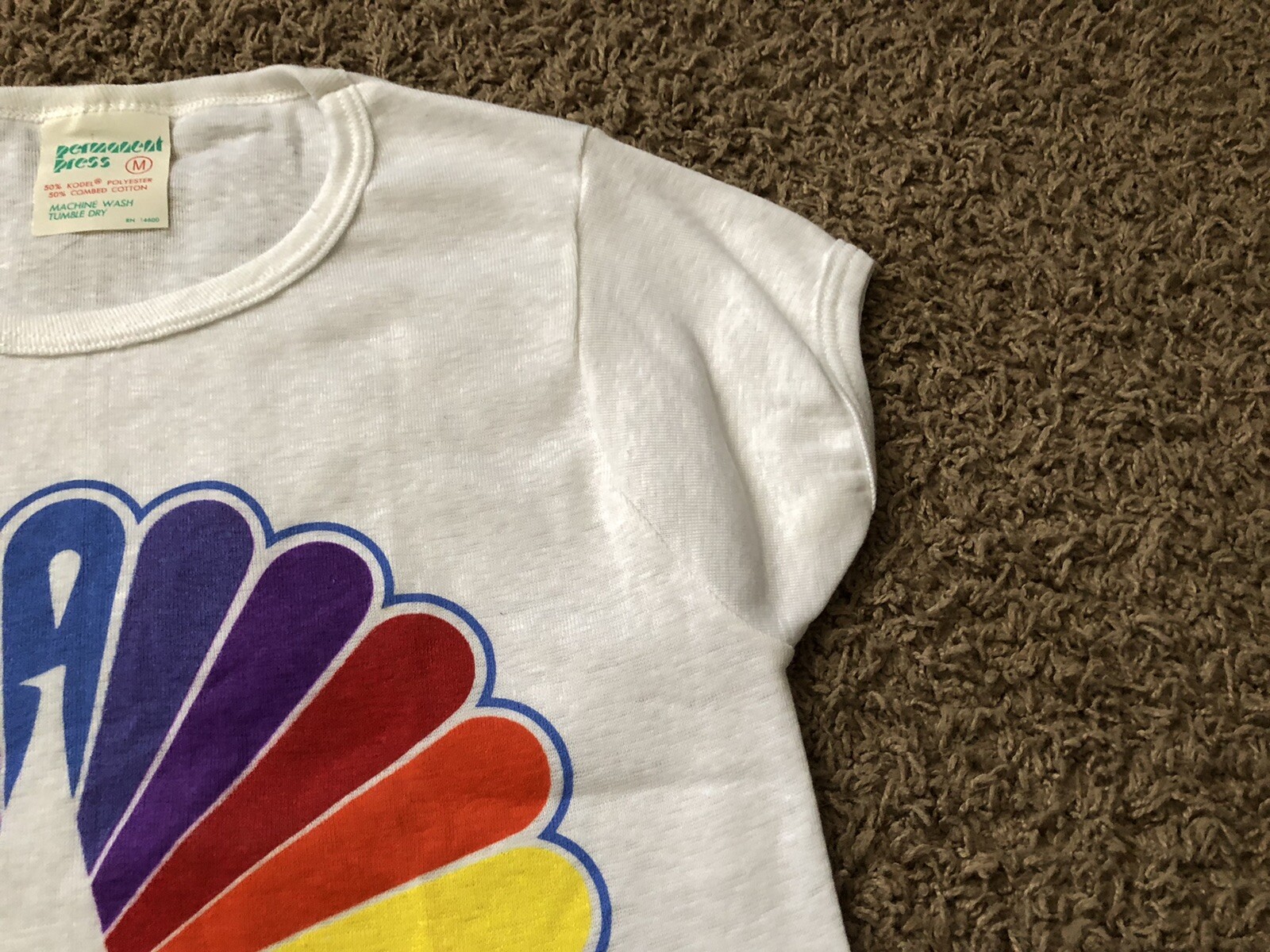 NBC Proud As A Peacock Vintage T-Shirt M Pride Never Worn See All Pics image 5