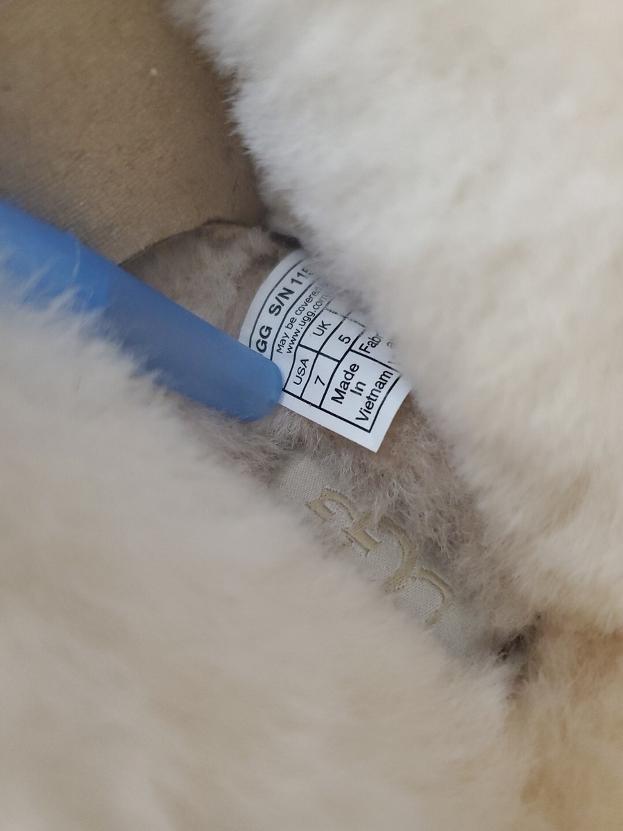 Ugg Womens Cluggette UGG Graphic Slipper Size US 7 Chestnut | eBay