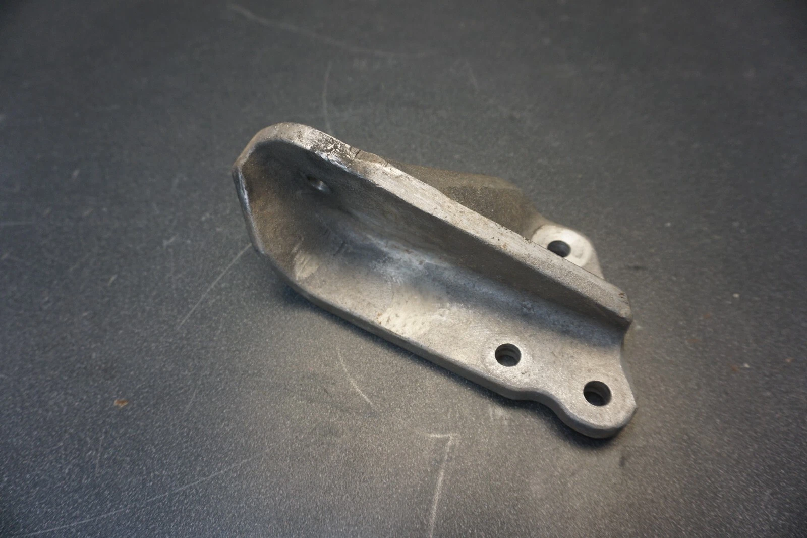 2001-2005 Arctic Cat OEM RH Right Rear Motor Mount Bracket Mountain Cat ZL