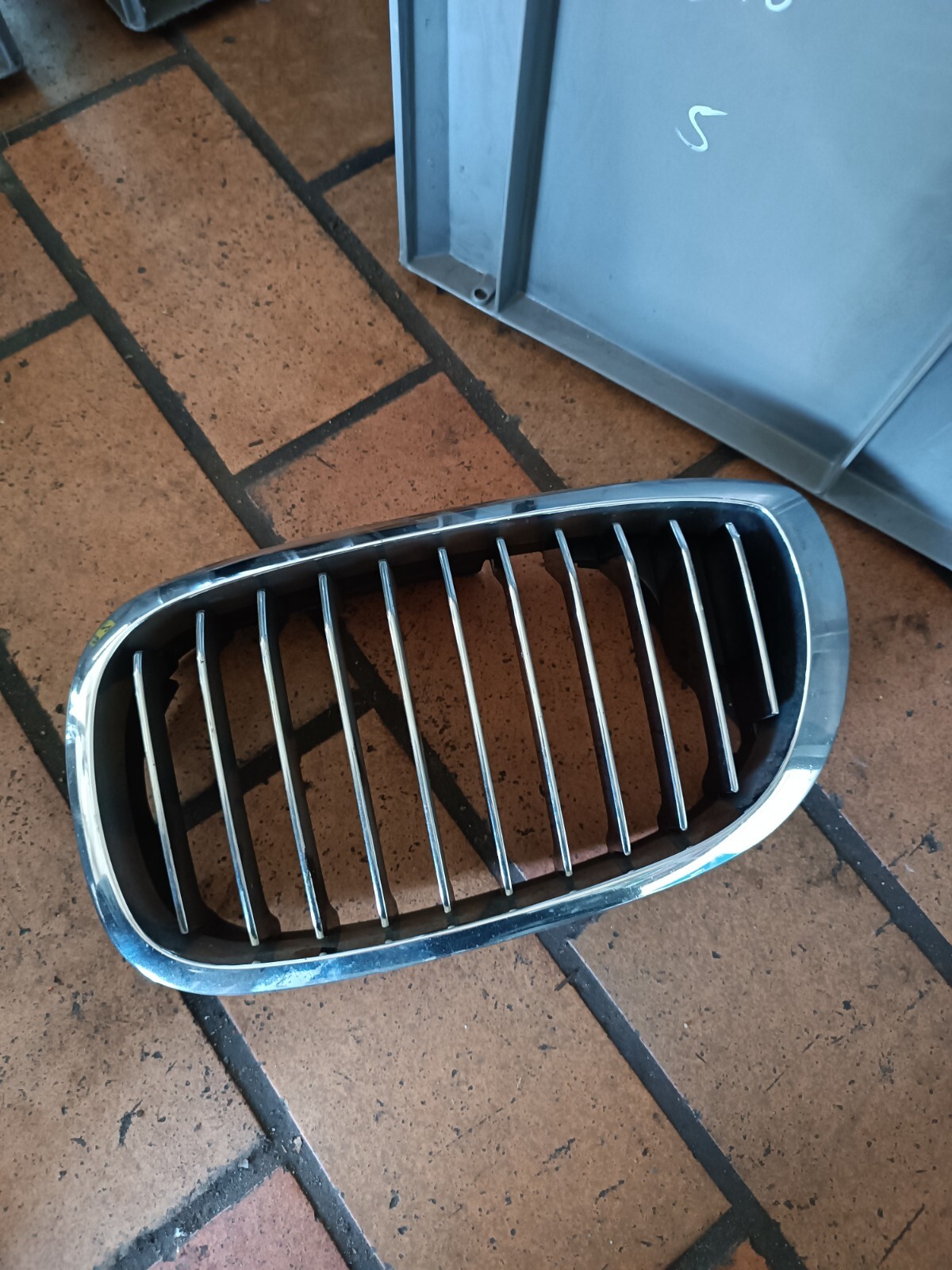 BMW 3er E46 Coupe Cabrio Facelift Niere Gitter Chrom 51137064323  