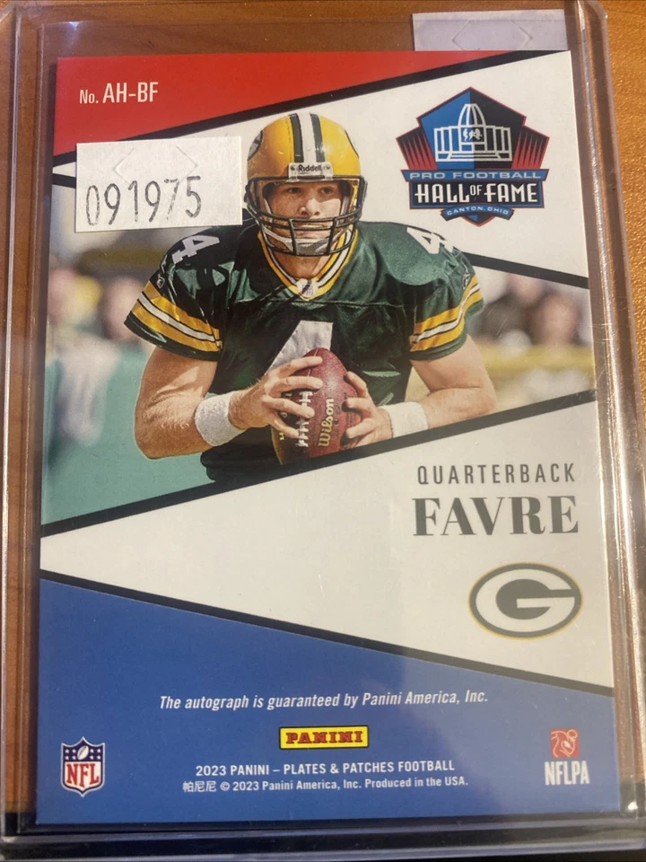Placas y parches Panini 2023 Brett Favre patio automático SSP/15 Green Bay Foto 2 de 2
