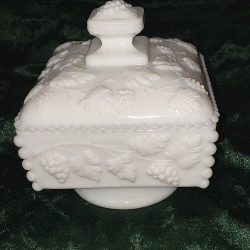 Vintage Westmoreland Beaded Grape Milk Glass Compote Candy Dish with Lid 5"