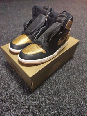Nike Air Jordan 1 Retro High OG Black Metallic Gold Größe 42.5 DZ5485071, US9