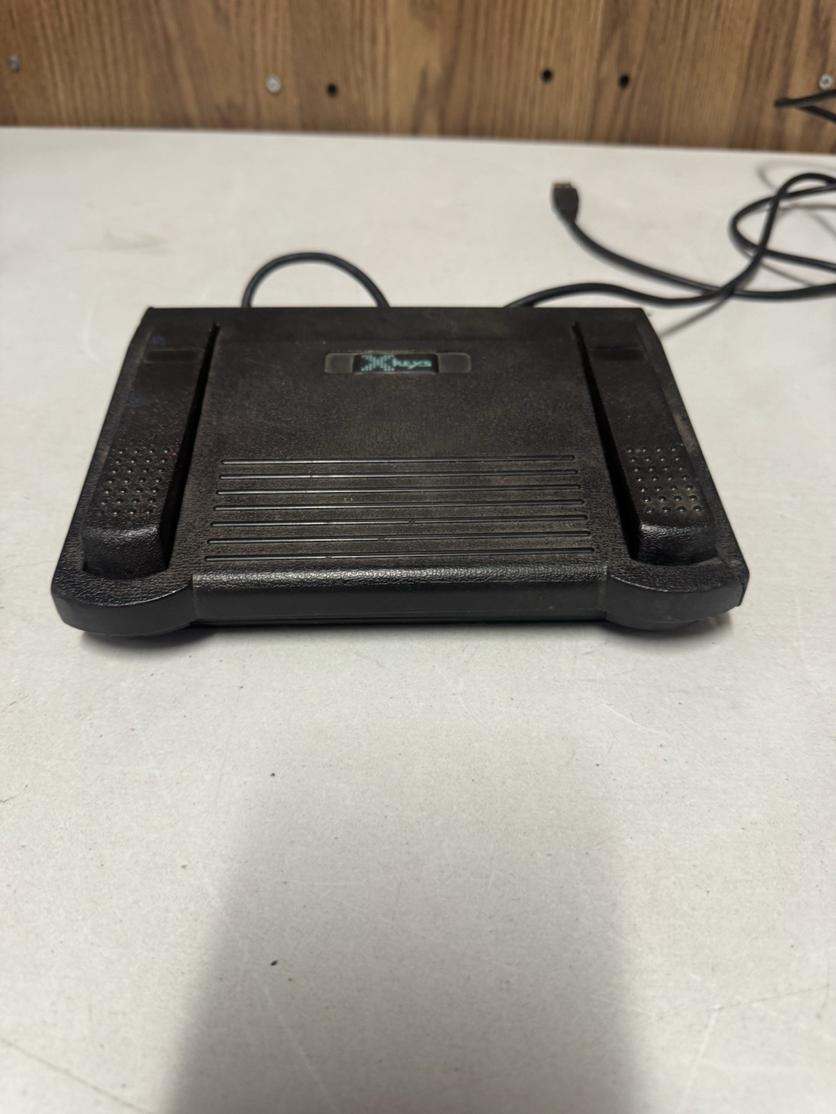X-Keys USB Foot Pedal – Programmable Keyboard Shortcut Pedal – Untested