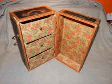 Vintage Wardrobe Steamer Trunk Doll Or Salesman Sample? Estate Find