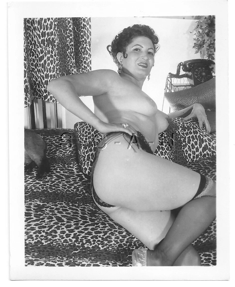 Vintage 40s Nudes Mature - Org Vintage 40s-60s Nude RP- Well Endowed Mature Woman- Stockings- Panties-  Butt | eBay