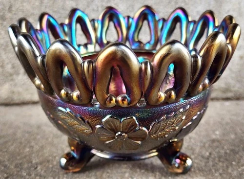 Vintage Northwood Carnival Glass Bowl Wild Rose Lattice Purple 3 Footed