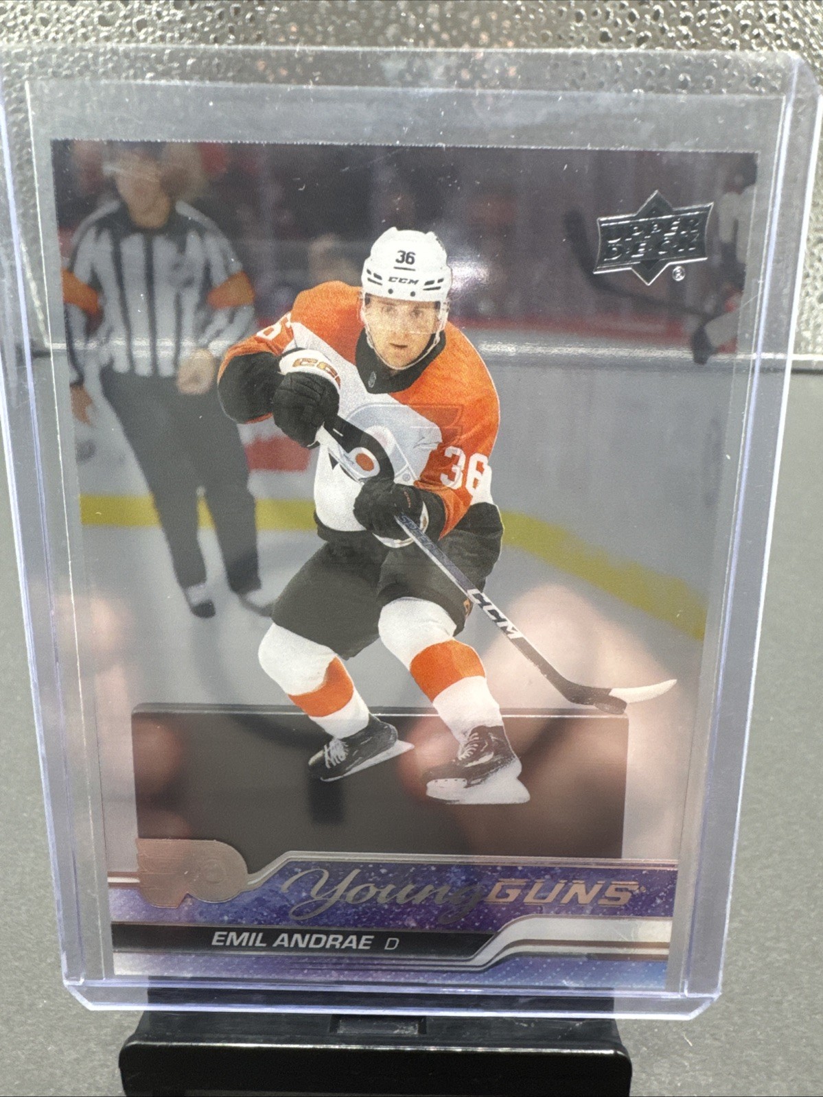 2023-24 Upper Deck Series 2 - Young Guns Clear Cut #466 Emil Andrae (RC) Flyers