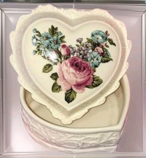 Vintage Heart Shaped Trinket Box The Good Company 1989 Milk Glass Roses Floral