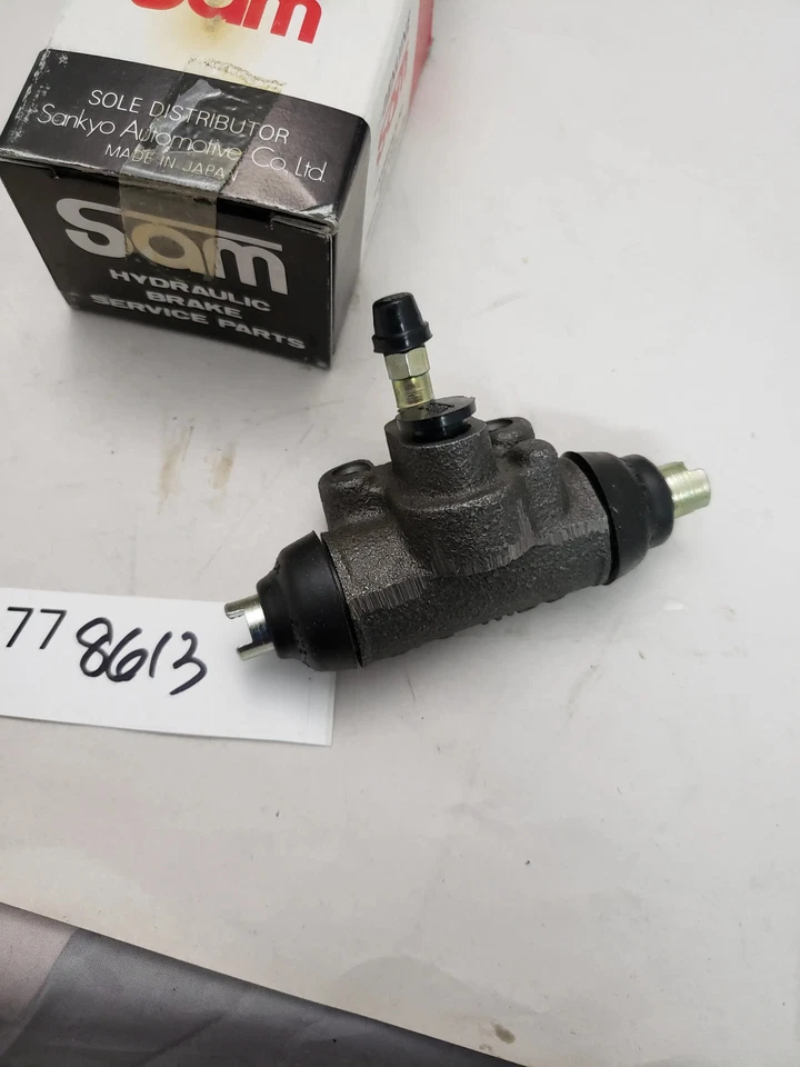 Cilindro de rueda de freno de tambor para Mazda GLC Lazorlite L77-8613 hecho en Japón Foto 3 de 4