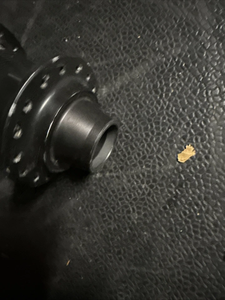 Dt Swiss Hugo FR Front Hub 110/20 Mm Boost Sealed Bearings - Image 4 of 4