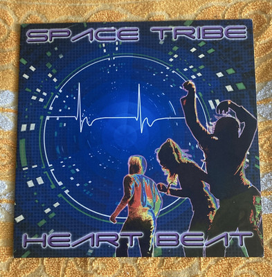 Space Tribe   Heart Beat Double LP Vinyl (Spirit Zone) 2002 Katalognr. 138