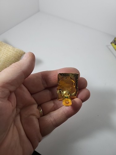 Vntg Unsigned Modernist Organic Sculptural Golden Clip Earrings - Picture 6 of 7