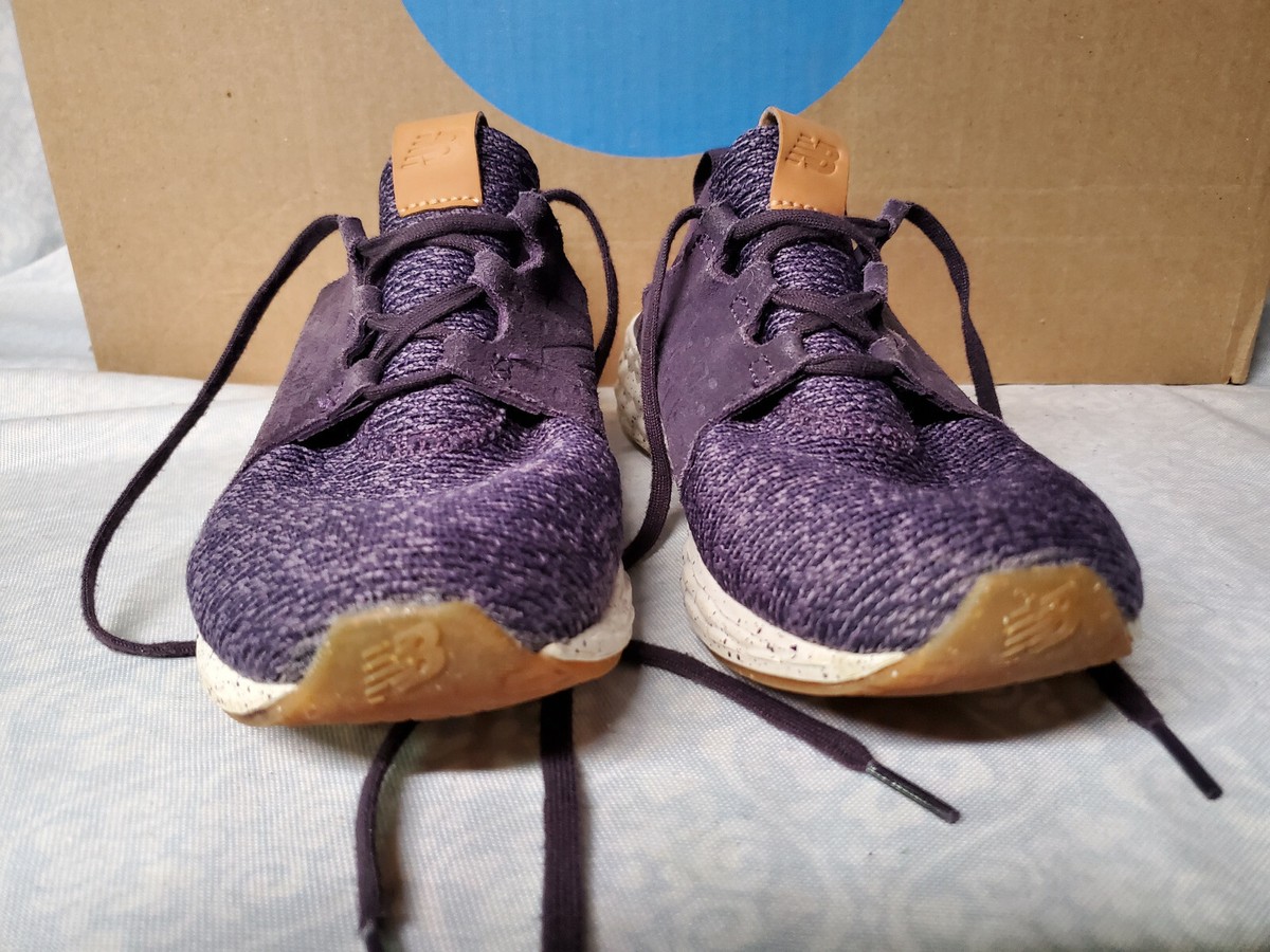 New Balance Youth / Men Size 6, Women Size 7.5, Purple