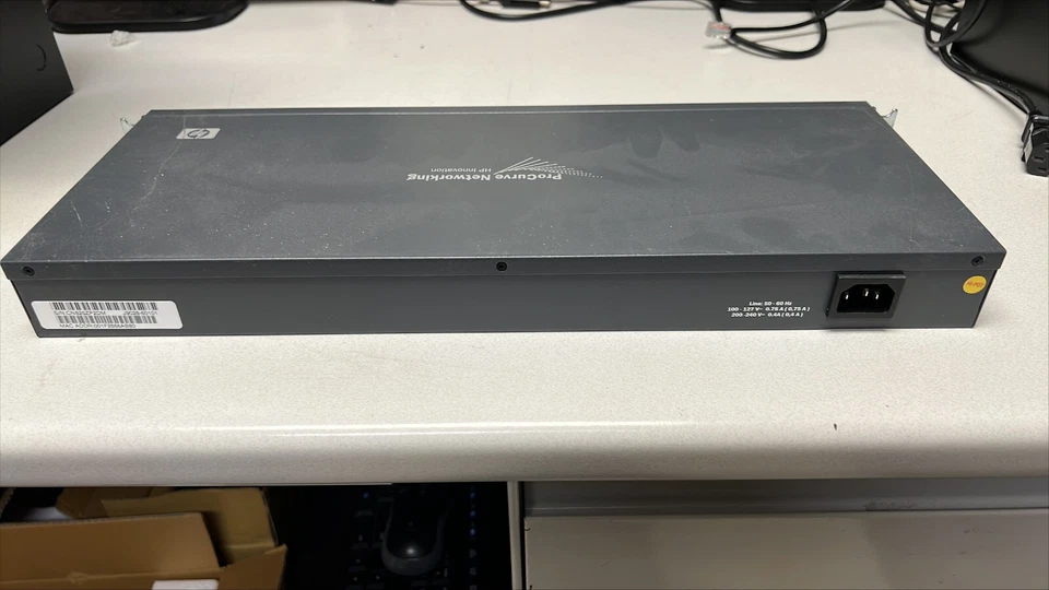 Conmutador de red HP ProCurve 1800-24G 24 puertos GbE 2*SFP - J9028B Foto 2 de 3