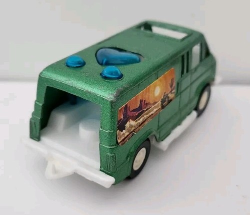 Tootsietoy 1971 Dodge RAM Tradesman Conversion Van California Scale Model 1972 - Picture 3 of 4