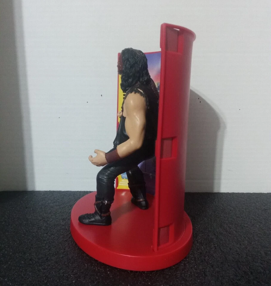 Figura de la humanidad de colección WWF/WWE 1997 con base/fondo, JAKKS/Titan Sports Foto 3 de 4