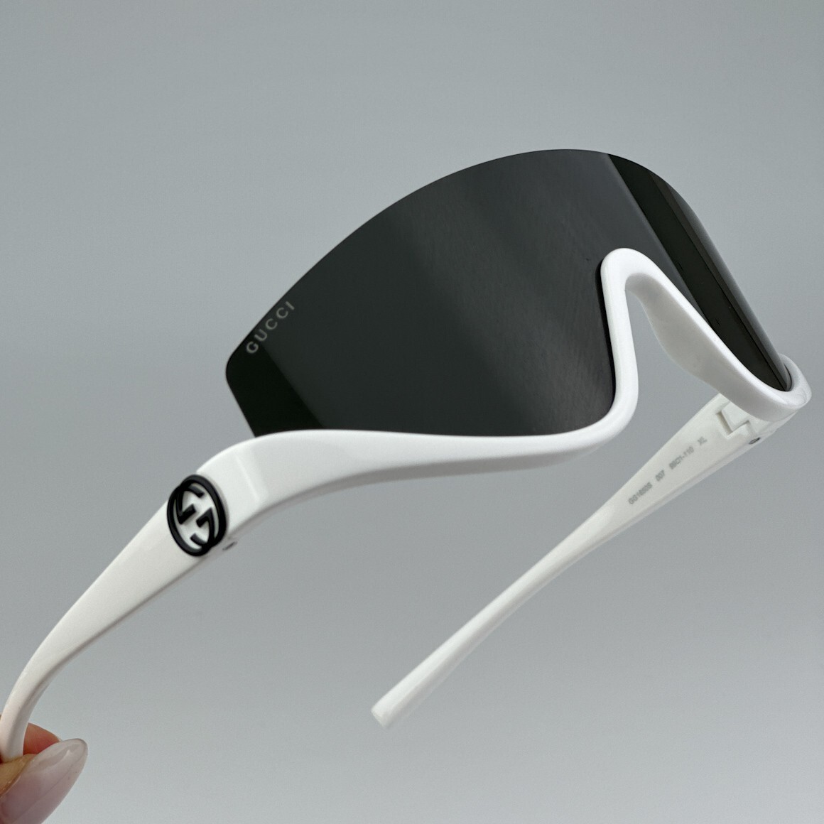 NEW GUCCI SHIELD SUNGLASSES GUCCI GG1650S 007 GREY WHITE MASK UNISEX EYEWEAR Gucci Men Sunglasses White Grey Shield Mask GG1650S 007 NEW  main image 4