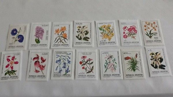 14 Sellos   Argéntina Flores