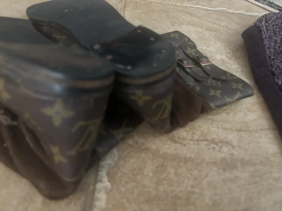 Louis Vuitton Botines Monograma con Borde de Gamuza Hechos a Mano Talla 8 Foto 4 de 4