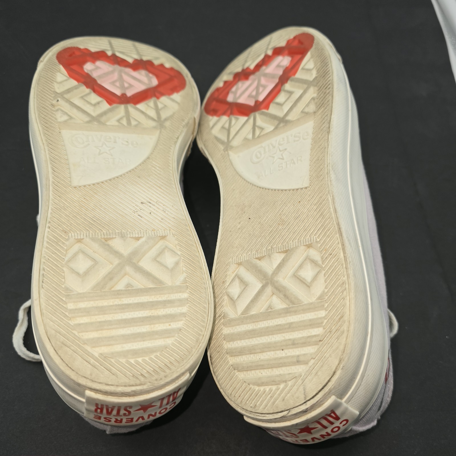 Converse Chuck Taylor All Star Women's Low Platform Sneakers Lilac Heart Size 9 thumbnail 18