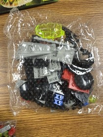 Lego 6900 / 6999 Space UFO CYBER SAUCER Complete w/manual, No Box - Sealed Bags!