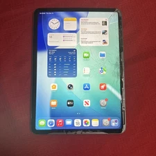 Apple iPad Pro 11" 1st Gen - 256GB - A1980 - CRACKED SCREEN