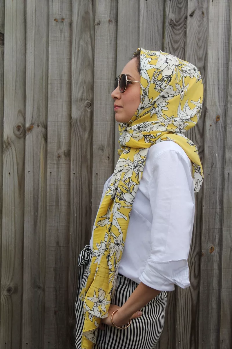 NEW Top Silk Scarf Womens Christmas Gift Wrap Birthday Hijab Lily Yellow  White | eBay