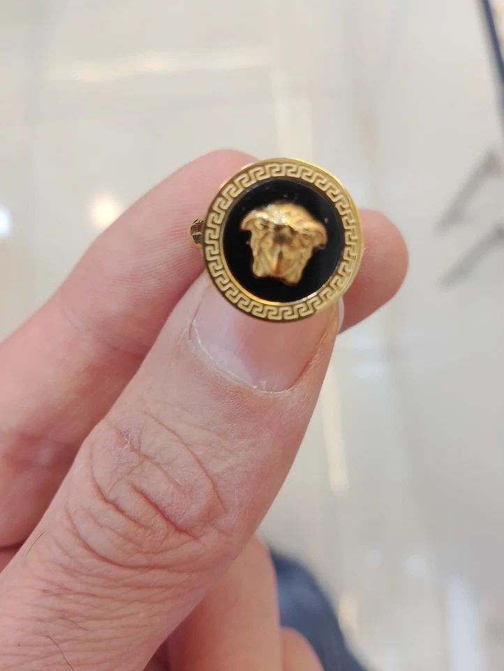 Anillo Versace muy bonito Foto 4 de 4