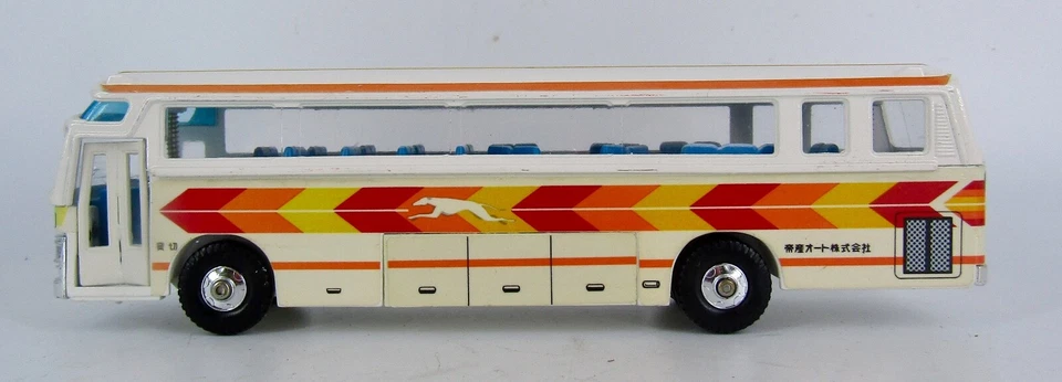 Diapet Yonezawa Toys (Japan) - Mitsubishi Fuso Bus 'Greyhound' - 1:60 Scale - Image 2 of 4