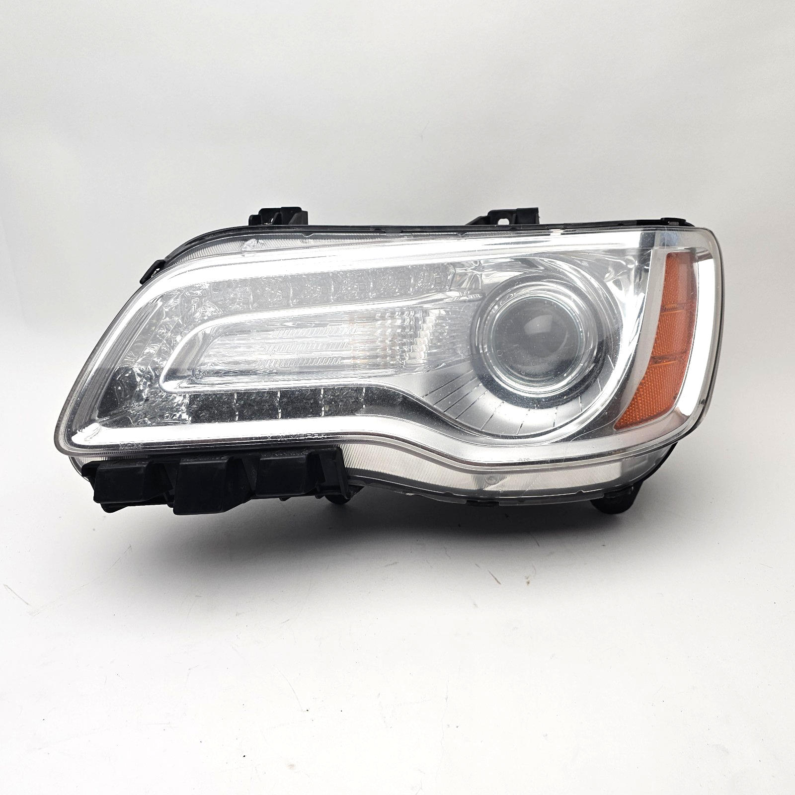 2011-2014 Chrysler 300 Chrome Xenon HID Headlight LH Left Driver OEM ALL TABS