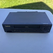 Symphonic VCR VHS Player Recorder SL240C No Remote Tested Works 4 Head