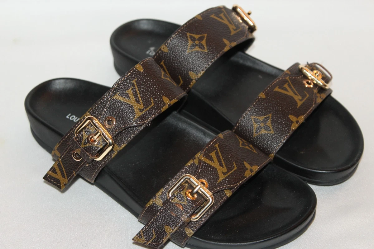 Louis Vuitton Sandals On Sale | The RealReal Size 8.5 Louis Vuitton sandals with original bag! display picture 1