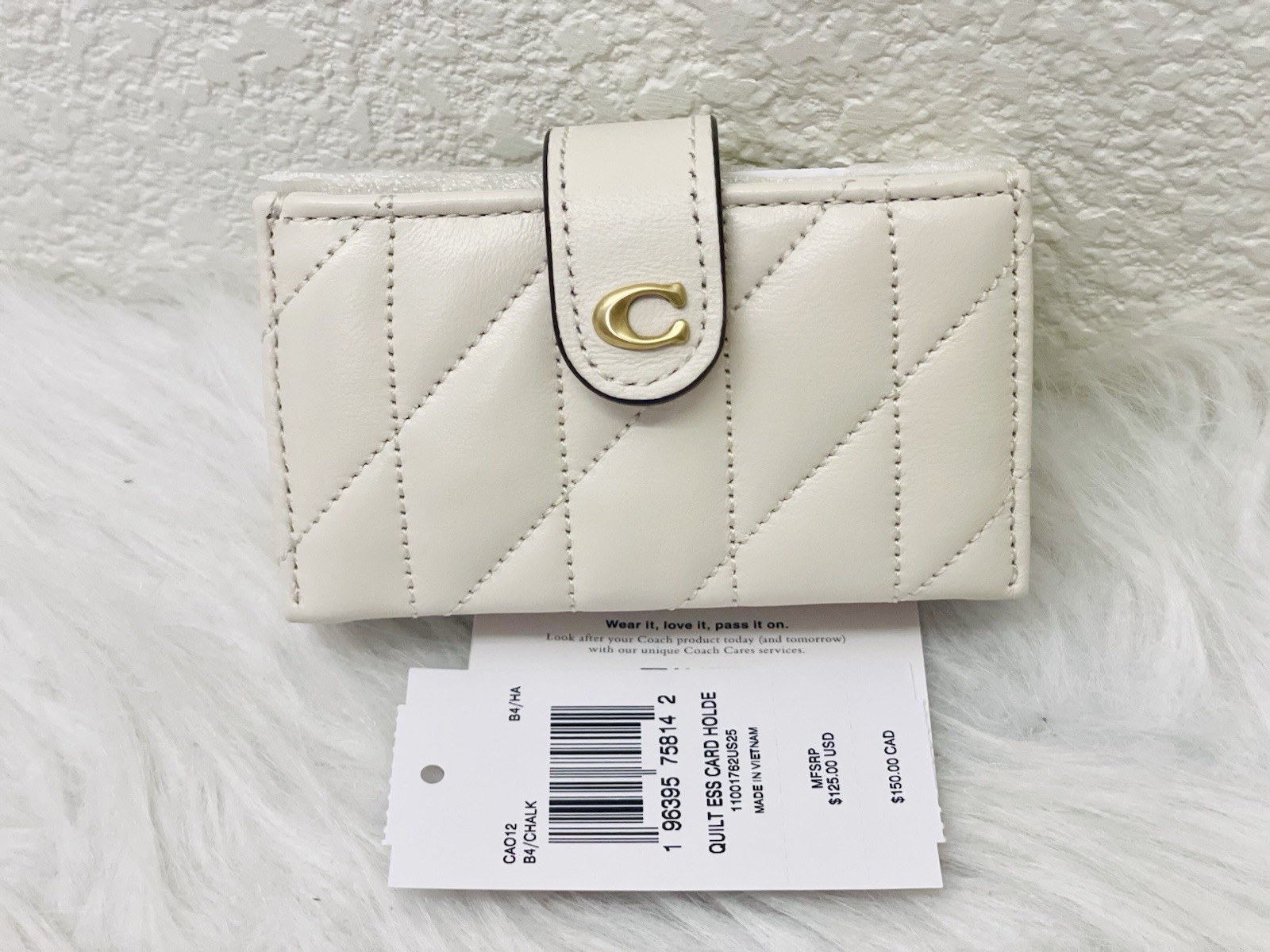 Coach Essential Multi Card Holder Wallet with Pillow Quilting in Brass/Chalk NWT