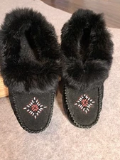 Genuine Rabbit Fur Trim Black Suede Genuine Sheepskin Shearling Slippers 8.5